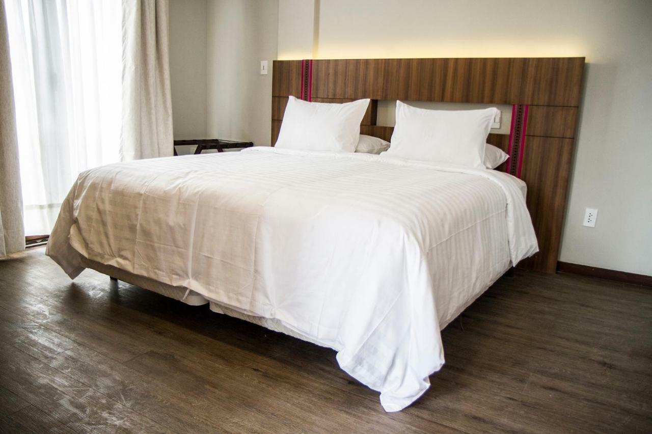 Altus Express Hotel 라파스 외부 사진